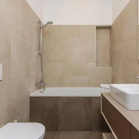 Tatil Evi Gorgeous In Tar With Wifi Tar-Vabriga